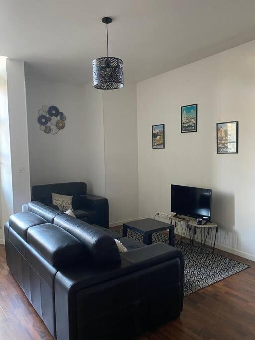 T2 Parfaitement Situe Au Pied De La Cathedrale Apartamento Périgueux Exterior foto